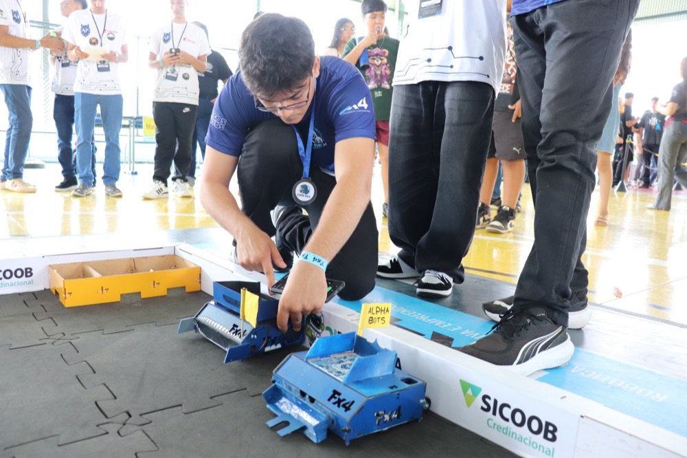 Robocopa Fx4 — competição que encerra a jornada